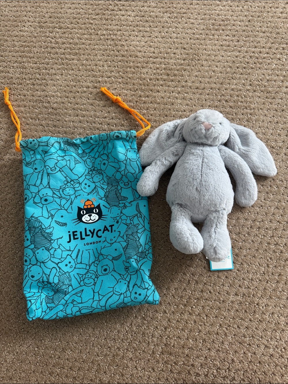 BNWT Jellycat Grey Silver Bashful Bunny